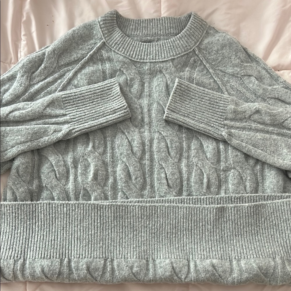Super soft lightweight Aerie Sweater